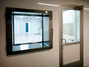cleanroom design with pass through window