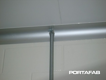 cleanroom coving with pole