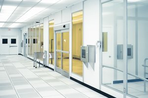 iv cleanroom